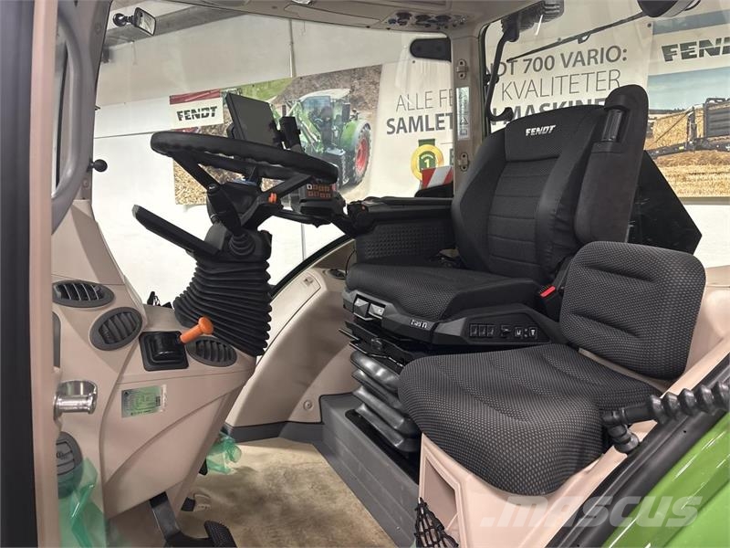 Fendt 724 VARIO GEN7.1 Traktorok