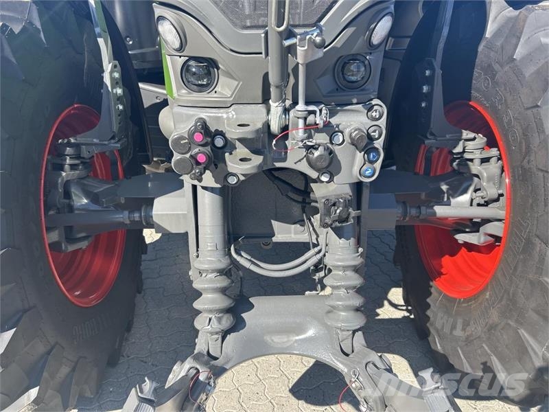 Fendt 724 VARIO GEN7.1 Tractoren