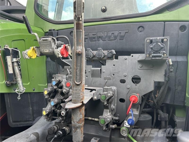 Fendt 724 VARIO S4 Traktorji