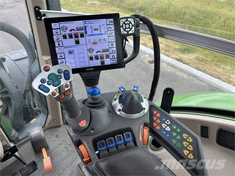 Fendt 724 VARIO S4 Traktorji