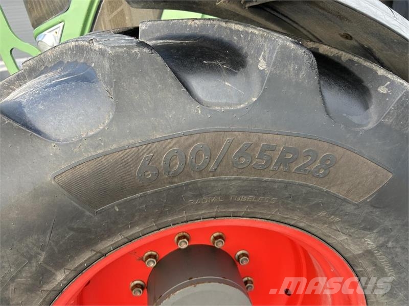 Fendt 724 VARIO SCR Tratores Agrícolas usados