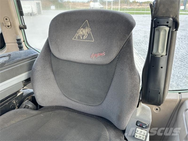 Fendt 724 VARIO SCR Tratores Agrícolas usados