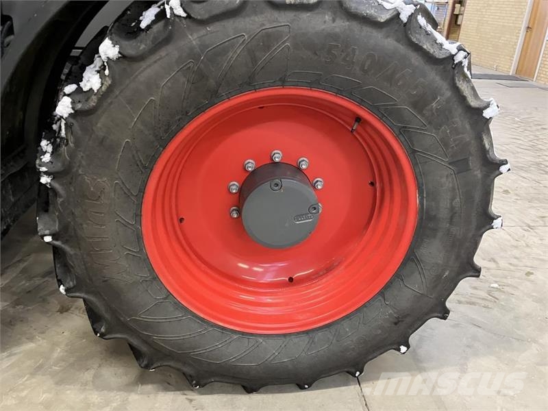 Fendt 728 VARIO GEN7 Трактори