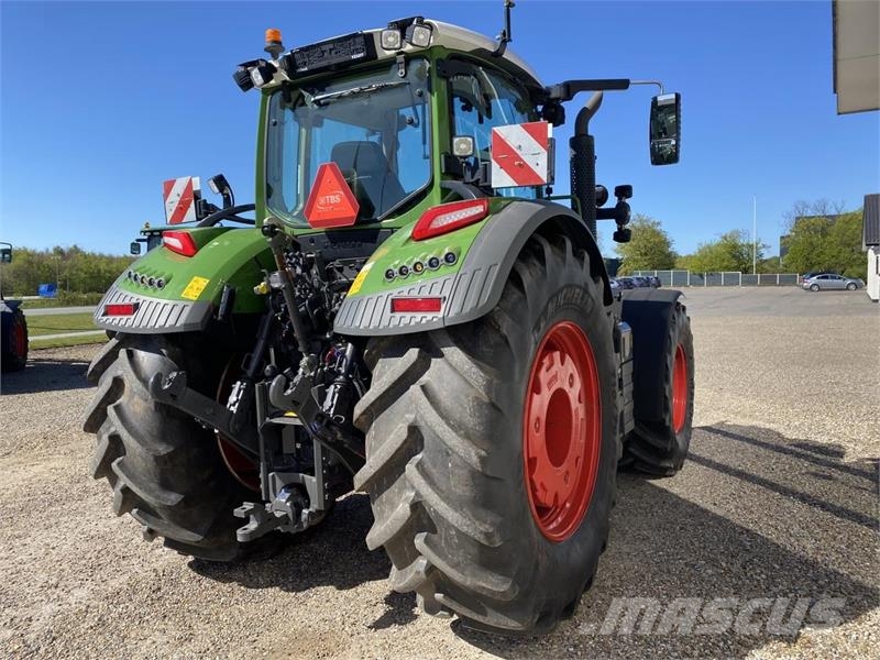 Fendt 728 VARIO GEN7 Tractores