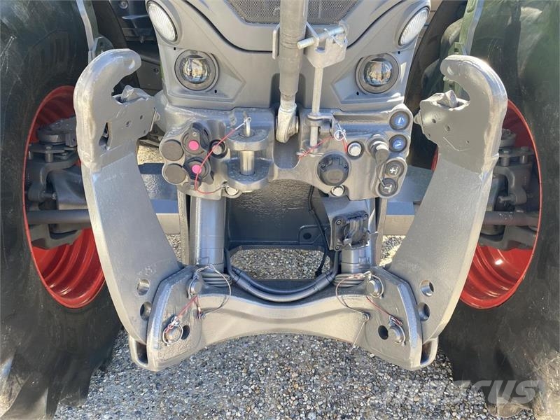 Fendt 728 VARIO GEN7 Трактори