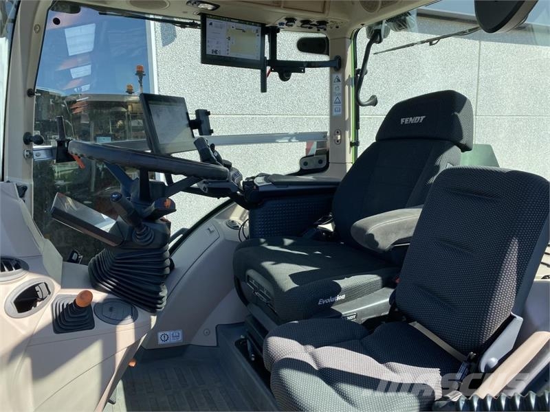 Fendt 728 VARIO GEN7 Трактори