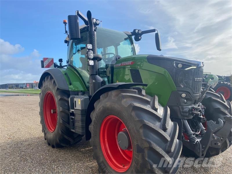 Fendt 728 VARIO GEN7.1 Traktori