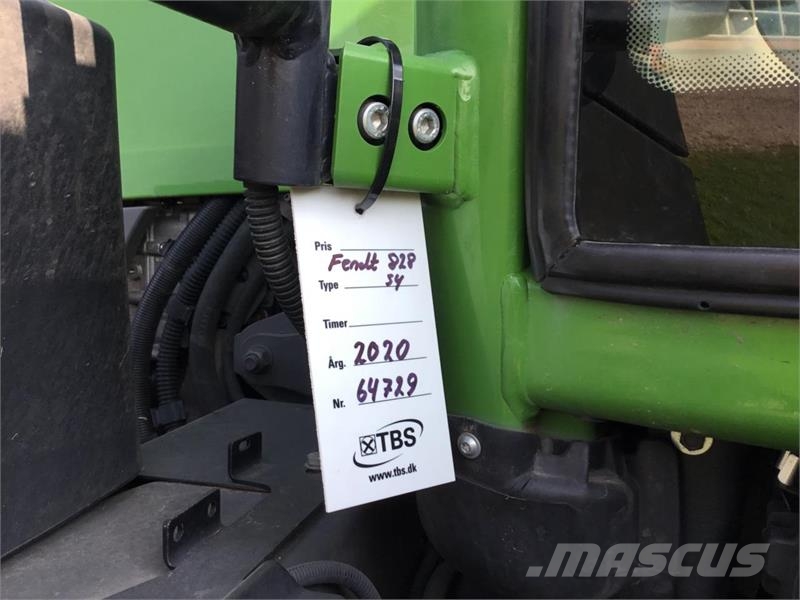 Fendt 828 VARIO S4 Tratores Agrícolas usados