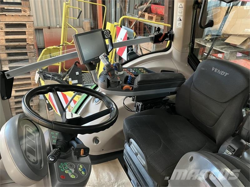 Fendt 828 VARIO S4 Tratores Agrícolas usados