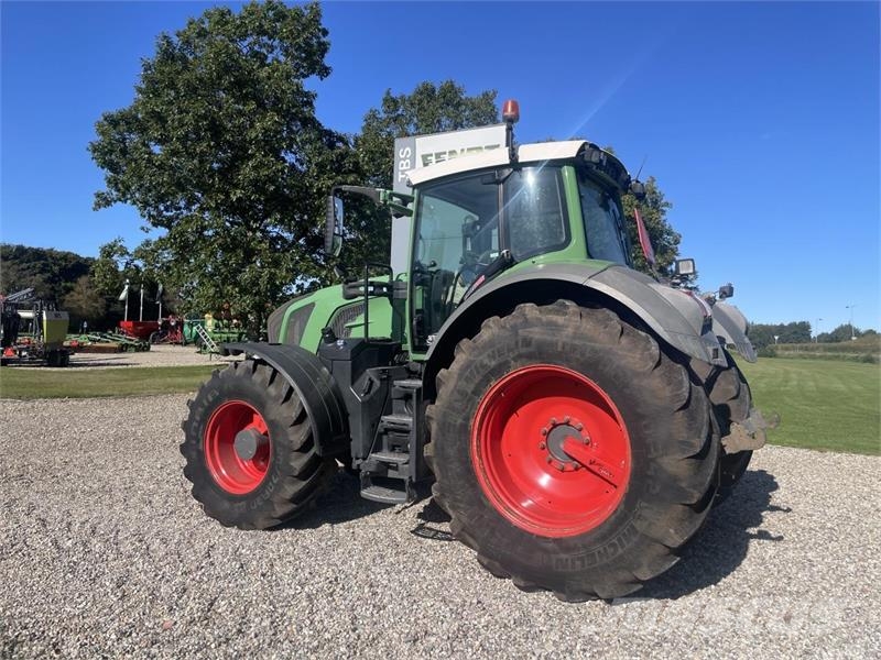 Fendt 828 VARIO S4 Traktorji