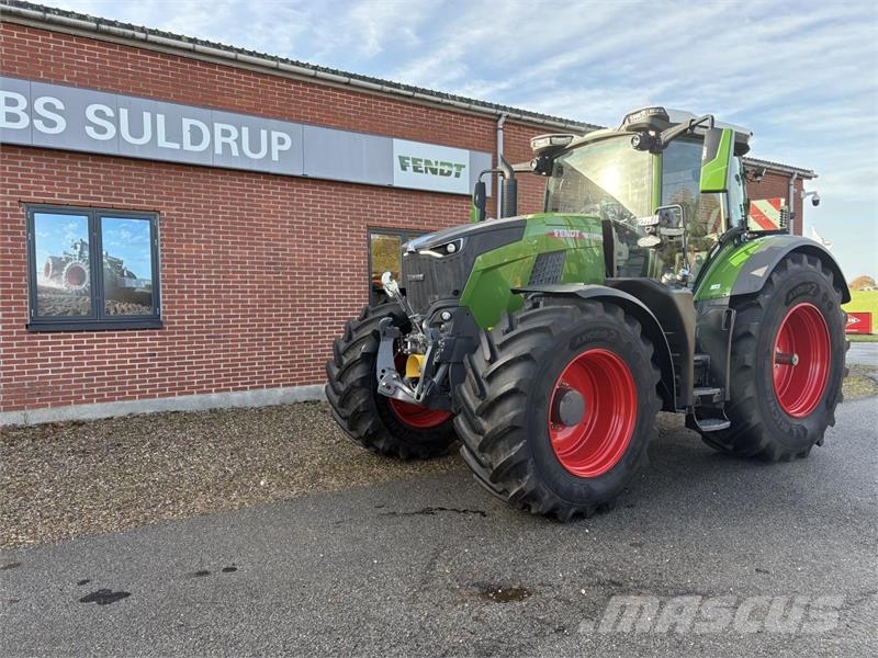 Fendt 832 VARIO GEN5 Tracteur