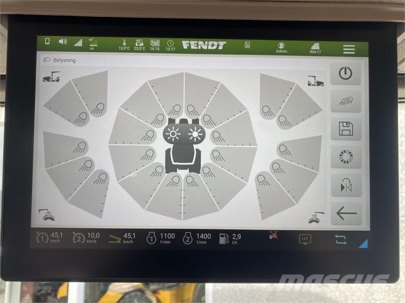Fendt 832 VARIO GEN5 Traktori
