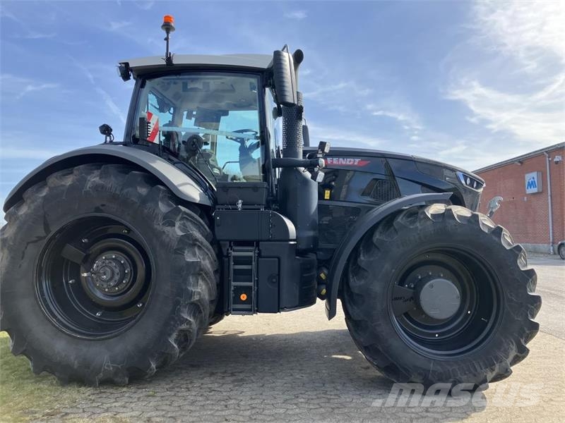 Fendt 933 VARIO GEN7 Traktorji