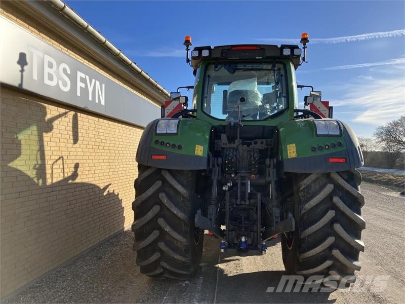 Fendt 936 VARIO GEN7 Trattori