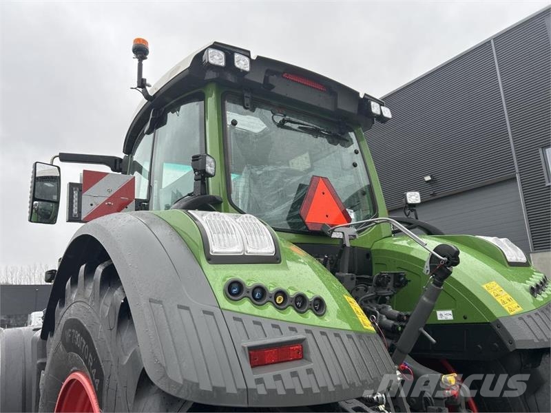 Fendt 936 VARIO GEN7 Traktoren