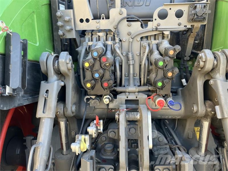 Fendt 936 VARIO GEN7 Trattori