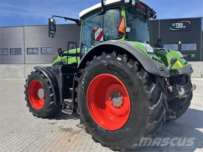 Fendt 942 VARIO GEN7 Tractoren