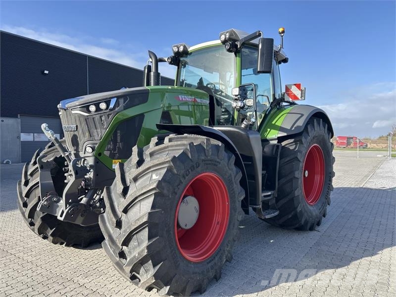 Fendt 942 VARIO GEN7 Traktoren