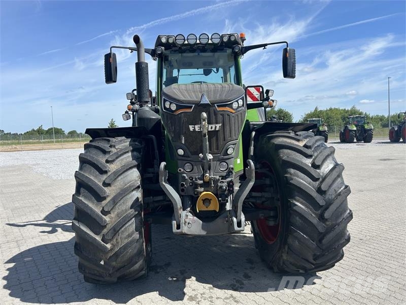 Fendt 942 VARIO GEN7 Tractoren