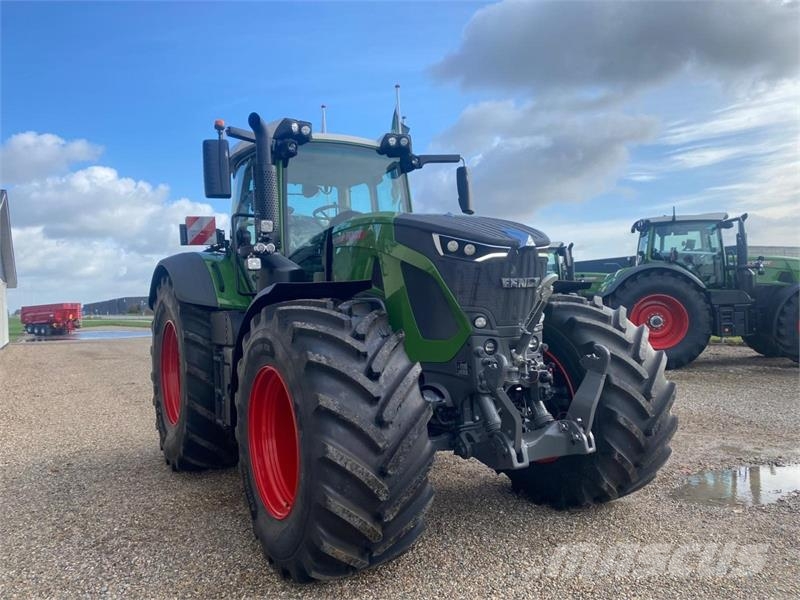 Fendt 942 VARIO GEN7 Traktori