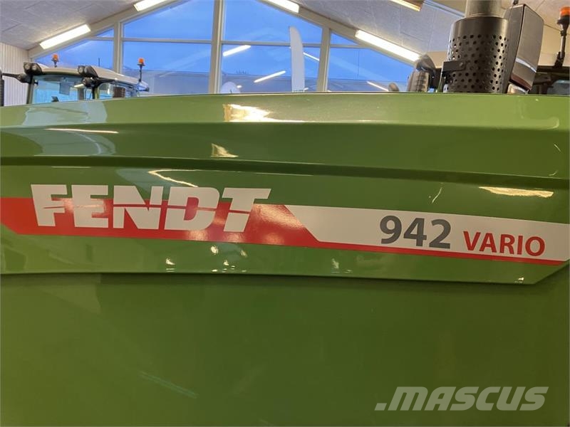 Fendt 942 VARIO GEN7 Traktorji