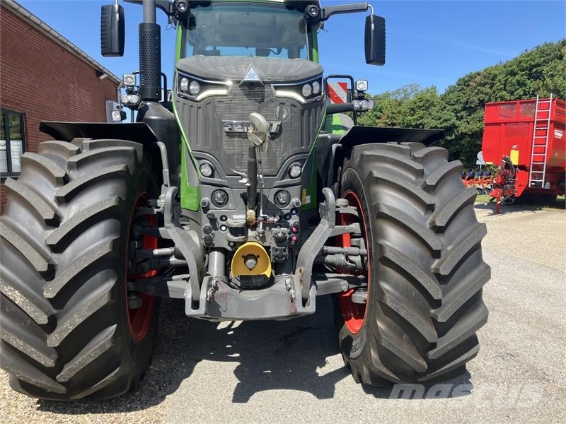 Fendt 942 VARIO GEN7 Traktoren