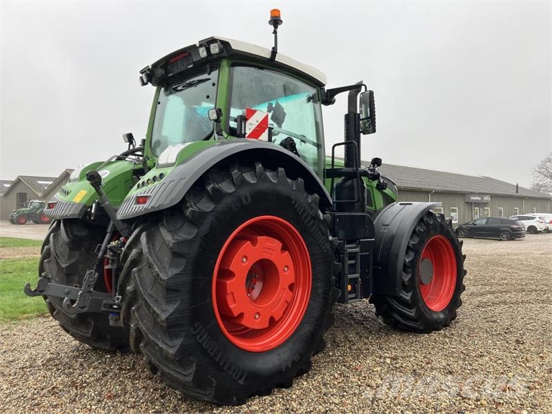 Fendt 942 VARIO GEN7 Trattori