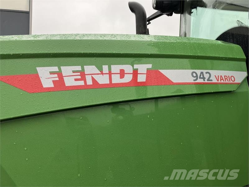 Fendt 942 VARIO GEN7 Trattori
