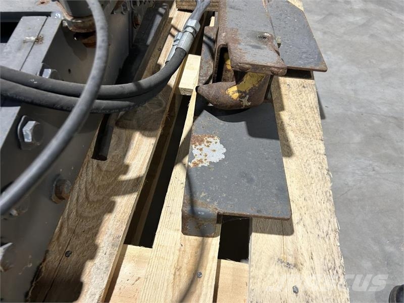 Fendt HITCH KROG FENDT 900 Ďalšie príslušenstvo traktorov