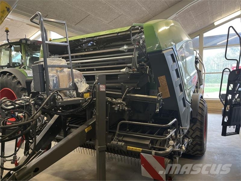 Fendt ROTANA 130F COMBI ラウンドベーラー