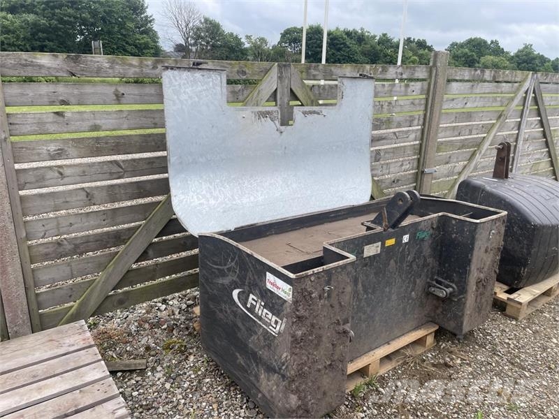 Fliegl 1500 KG Priekiniai svoriai