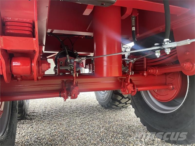 Krampe SK 600 معدات العناية بالأرض - غير ذلك