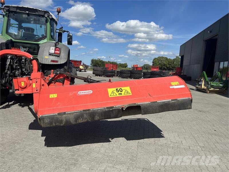 Maschio GIRAFFA XL 250 جزازات
