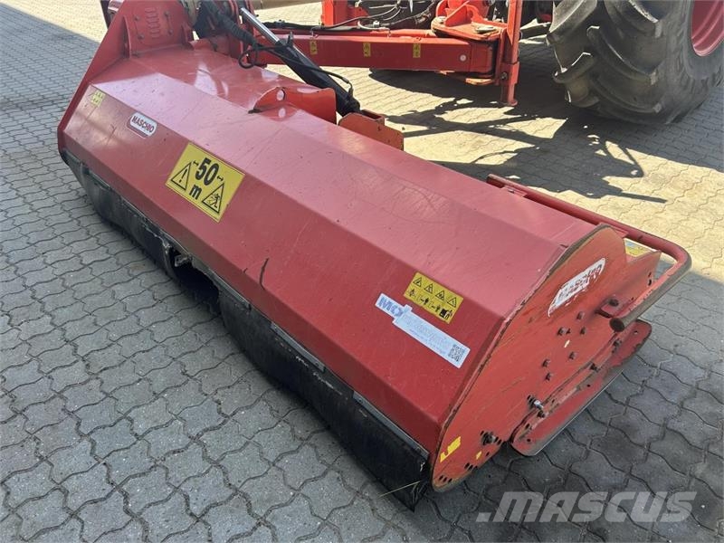 Maschio GIRAFFA XL 250 جزازات