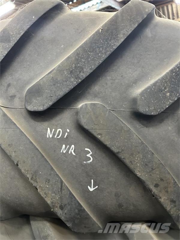 Michelin 650/65R42 Banden, wielen en velgen