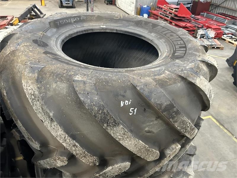 Michelin 750/50R26 Banden, wielen en velgen