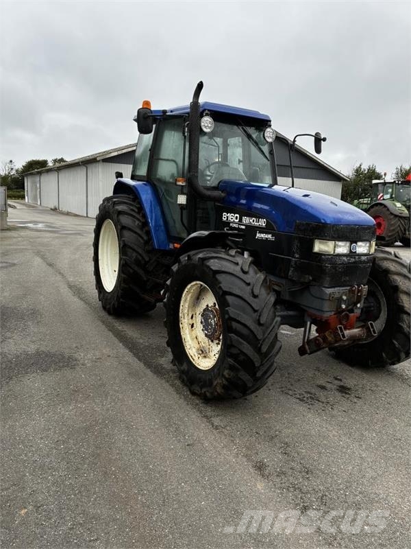 New Holland 8160 Traktorit