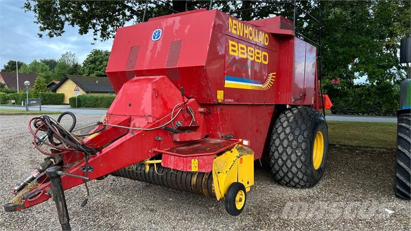 New Holland BB980 محزمات مربعة