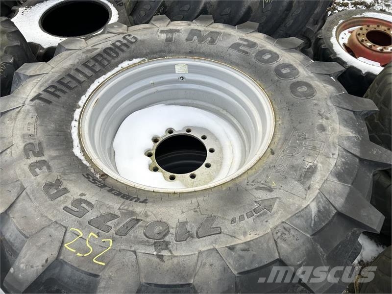 Trelleborg 710/75R32 Gume, kolesa in platišča