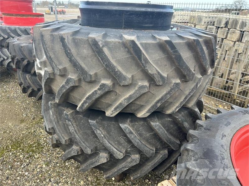Trelleborg 710/75R42 Gume, točkovi i felne
