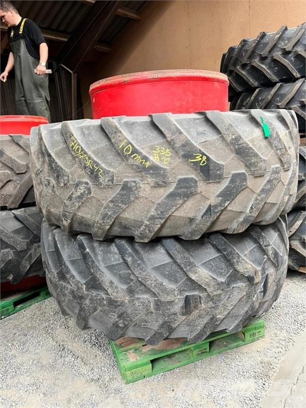 Trelleborg 710/75R42 Ελαστικά και ζάντες