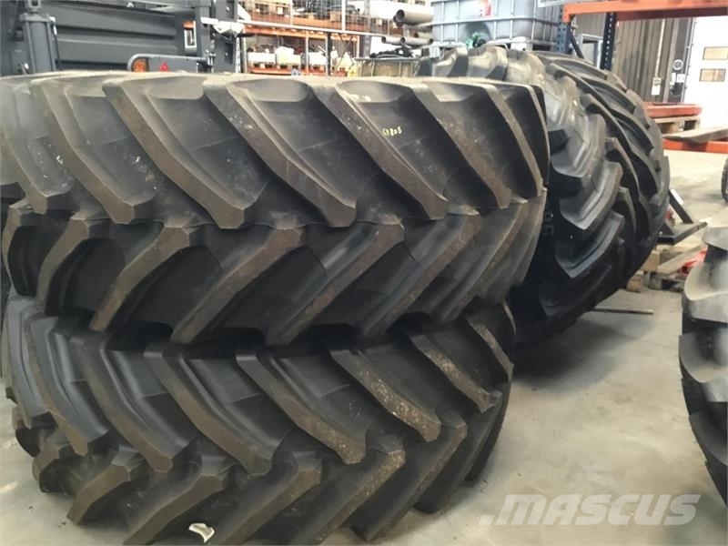 Trelleborg 750/70R44+650/60R38 Däck, hjul och fälgar