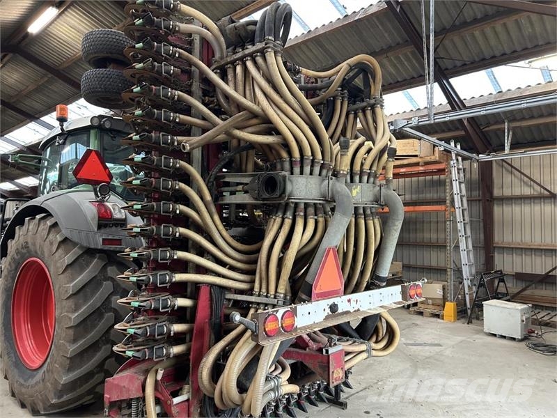 Vredo 12 MTR ZB3-12068 Poranyag tartályos