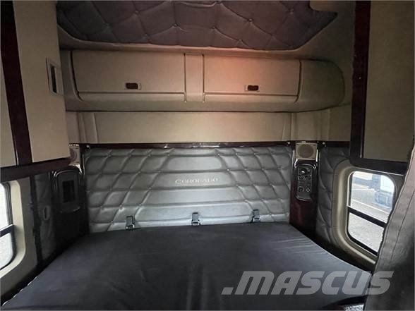 Freightliner CORONADO 122 SD Prime Movers