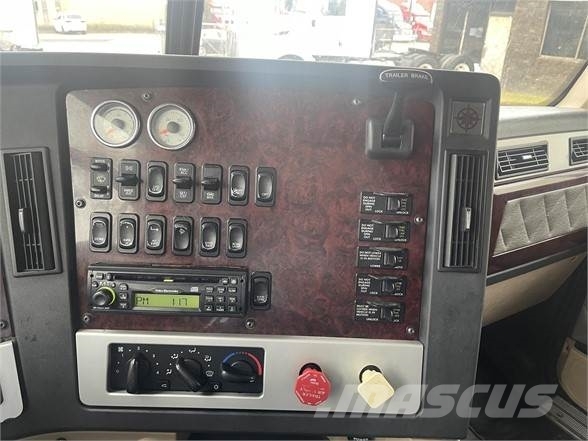 Freightliner CORONADO 122 SD Prime Movers