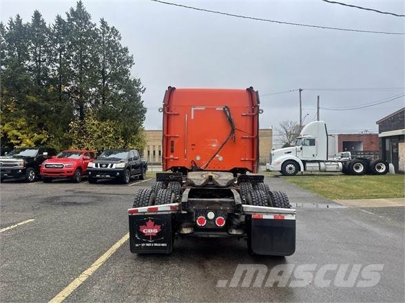 Freightliner CORONADO 122 SD Prime Movers