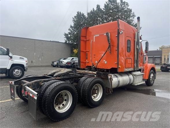 Freightliner CORONADO 122 SD Prime Movers