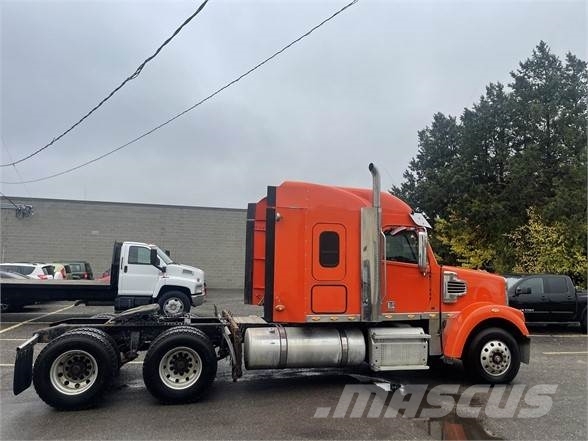 Freightliner CORONADO 122 SD Prime Movers