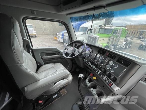 Kenworth T880 Tractor Units