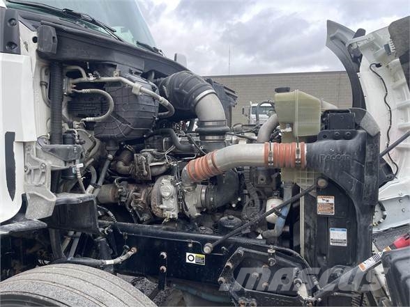 Kenworth T880 Tractor Units